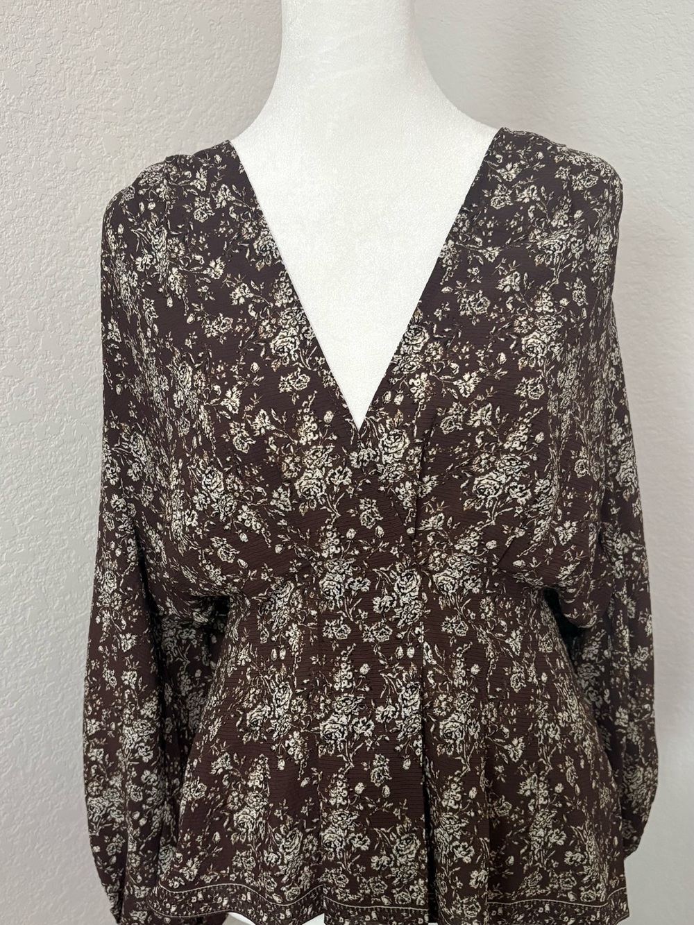 Max Studio Brown Floral V-Neck Peplum Blouse